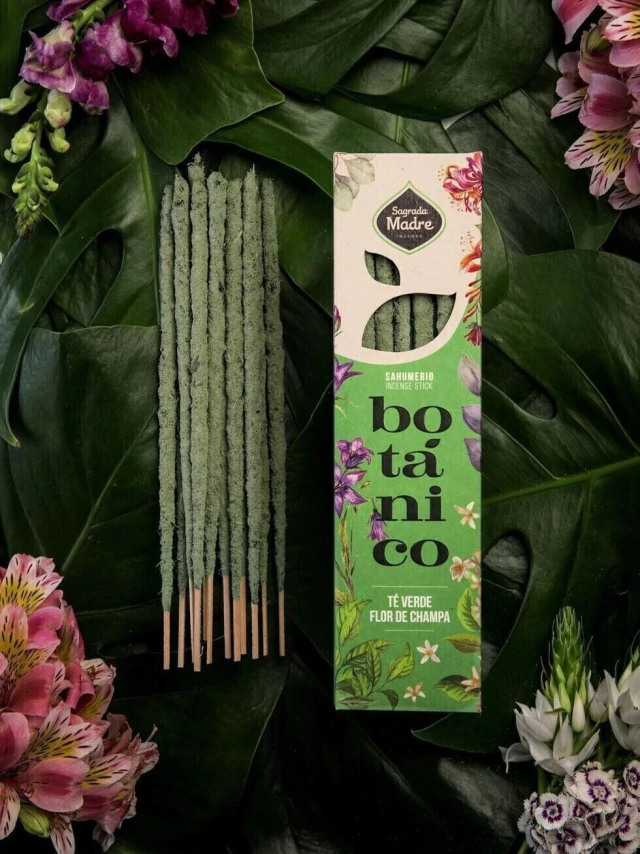 SAHUMERIOS SAGRADA MADRE BOTANICO X 6 - TE VERDE Y FLOR DE CHAMPA